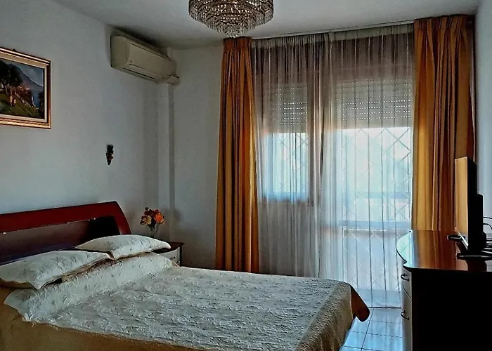 Tina'home Vendégház *